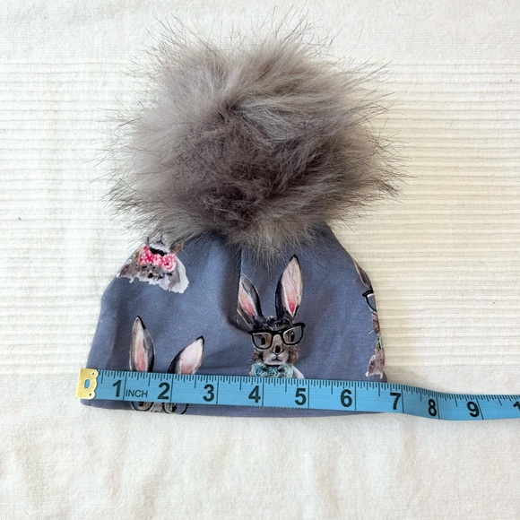 Bunny Infant Beanie Toque with Faux Fur Pom Pom - Picture 5 of 7